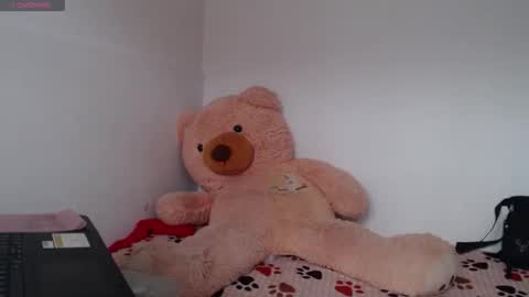 Anahi Browns online show from 03-25-26, 07:09