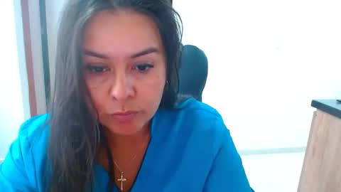 Snapshot of anaids_dam chatting on 01-16-26, 06:45 anaids online show from 01-16-26, 06:45