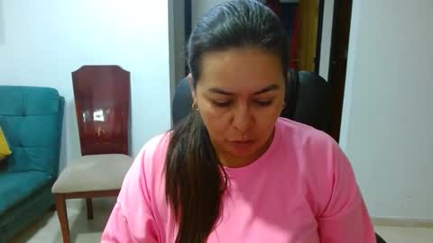 Snapshot of anaids_dam chatting on 03-10-26, 11:48 anaids online show from 03-10-26, 11:48