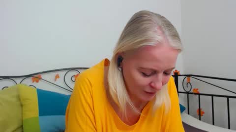 Snapshot of anaisjanson chatting on 11-27-25, 03:58 Anais Janson online show from 11-27-25, 03:58