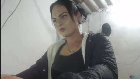 Analia smith online show from 04-24-26, 07:00