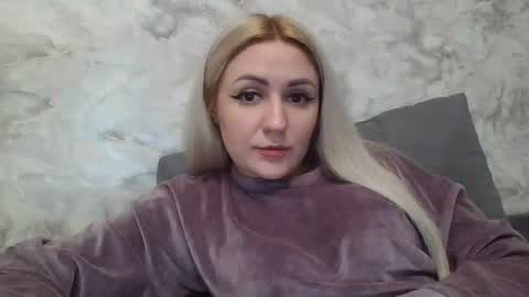 Snapshot of analqueen2024 chatting on 03-01-25, 05:27 analqueen2024 online show from 03-01-25, 05:27