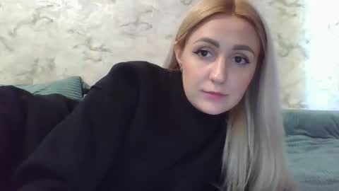 Snapshot of analqueen2024 chatting on 10-15-25, 06:46 analqueen2024 online show from 10-15-25, 06:46