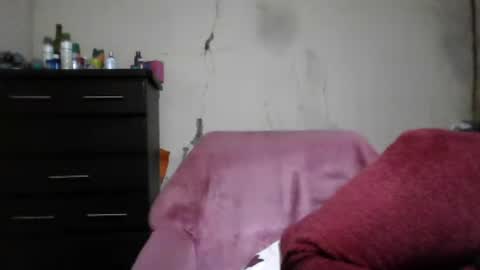 Snapshot of analslut1987 chatting on 06-20-26, 04:15 analslut1987 online show from 06-20-26, 04:15