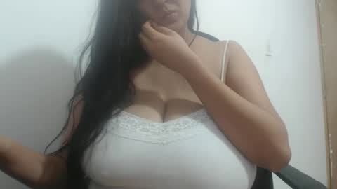 Snapshot of analy_hot chatting on 03-04-26, 02:06 analy_hot online show from 03-04-26, 02:06