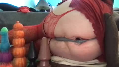 Mandy online show from 10-26-25, 04:24