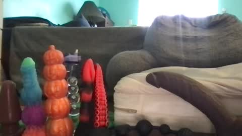 Mandy online show from 12-13-25, 07:53