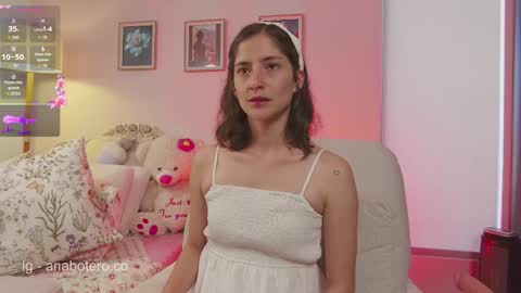 Ana Mara Botero online show from 09-25-25, 08:23