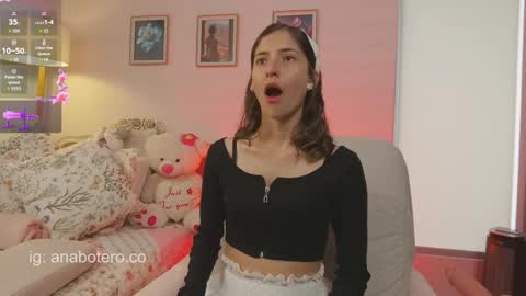 Ana Mara Botero online show from 11-06-25, 07:59