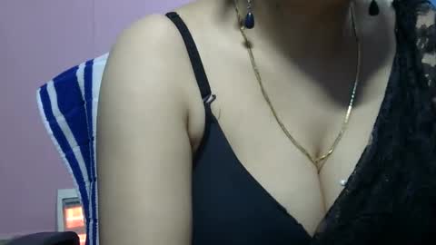 Snapshot of anamika794088 chatting on 12-17-24, 04:11 anamika794088 online show from 12-17-24, 04:11