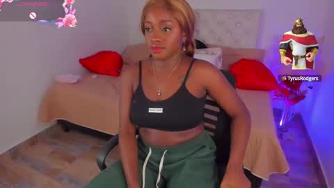 Snapshot of ananya_kay01 chatting on 02-05-25, 01:15 A N A my connection hours are from 600 pm to 12 pm Colombian time online show from 02-05-25, 01:15