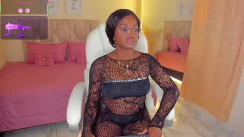 A N A  my connection hours are from 600 pm to 12 pm Colombian time online show from 04-23-26, 12:29