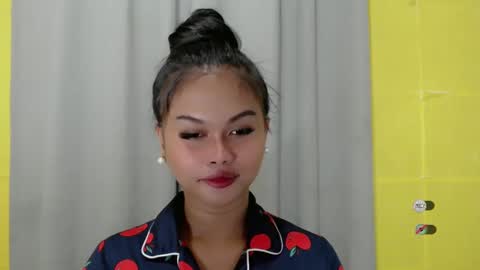 Snapshot of anaruru_ chatting on 01-10-25, 11:43 ANA online show from 01-10-25, 11:43