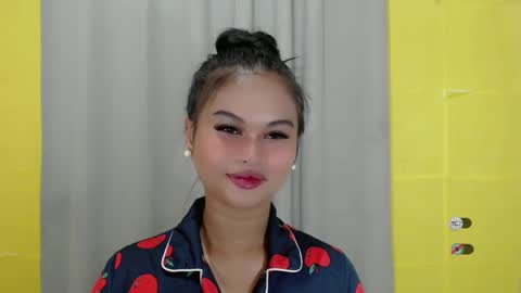 Snapshot of anaruru_ chatting on 01-15-25, 06:29 ANA online show from 01-15-25, 06:29