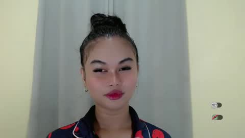 Snapshot of anaruru_ chatting on 01-29-25, 07:43 ANA online show from 01-29-25, 07:43