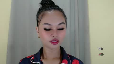 Snapshot of anaruru_ chatting on 02-24-25, 06:26 ANA online show from 02-24-25, 06:26