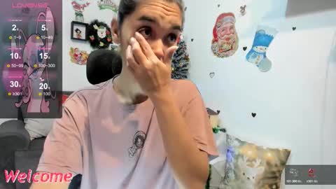 Snapshot of anastasia_tuya chatting on 11-18-25, 08:19 anastasia online show from 11-18-25, 08:19