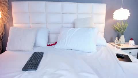 Snapshot of anastasiablare chatting on 10-25-25, 05:51 A N A S T A S I A online show from 10-25-25, 05:51