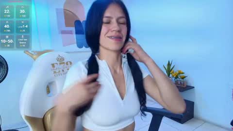 Snapshot of anastasiia_rouse chatting on 05-23-26, 04:18 Anastasia online show from 05-23-26, 04:18