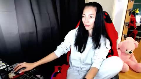 sweetSin online show from 10-15-25, 09:42