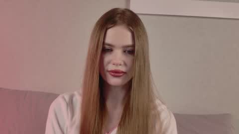 Snapshot of anayalowe chatting on 05-31-26, 11:06 anayalowe online show from 05-31-26, 11:06