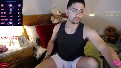 Snapshot of andders_ chatting on 02-05-26, 09:41 Anders online show from 02-05-26, 09:41