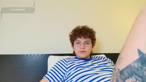 Snapshot of anddres_boss chatting on 04-12-26, 07:41 Tell Me ANDRESS ----- online show from 04-12-26, 07:41