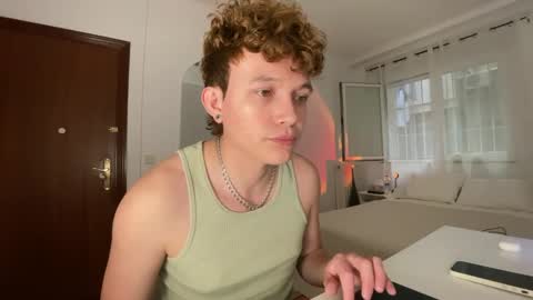 Snapshot of anddres_boss chatting on 04-27-26, 11:08 Tell Me ANDRESS ----- online show from 04-27-26, 11:08