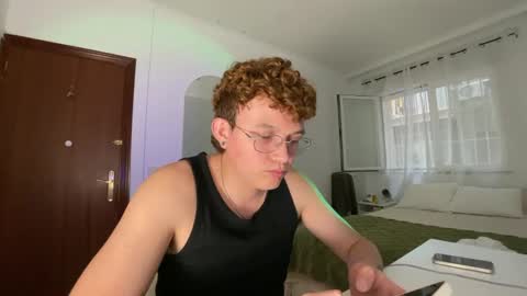 Snapshot of anddres_boss chatting on 05-01-26, 11:59 Tell Me ANDRESS ----- online show from 05-01-26, 11:59