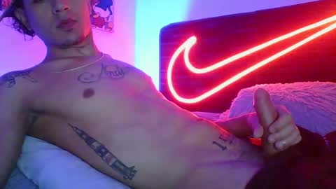 Snapshot of andersonz98 chatting on 09-14-25, 08:41 andersonZ98 online show from 09-14-25, 08:41