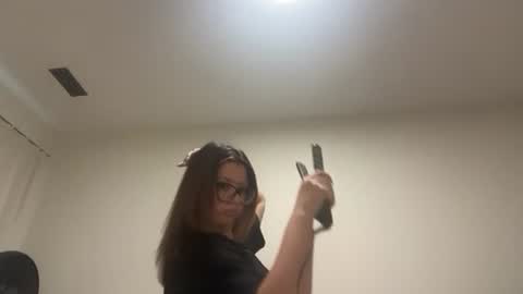 Snapshot of anditspinkxo chatting on 06-30-26, 12:33 anditspinkxo online show from 06-30-26, 12:33