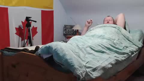 Snapshot of andre124231 chatting on 12-12-24, 11:47 Andre online show from 12-12-24, 11:47