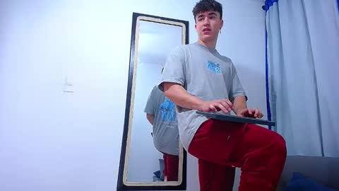 Andre Parker online show from 11-29-25, 02:36