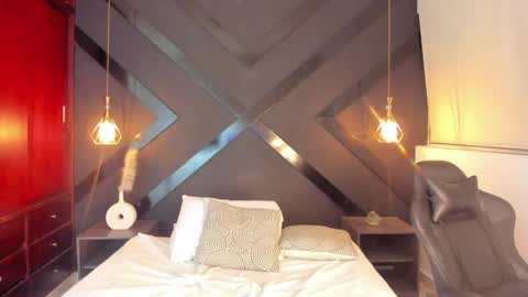 A N D R E online show from 04-09-26, 06:19