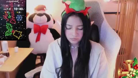 Snapshot of andrea_bonnie chatting on 12-04-25, 01:48 andrea_bonnie online show from 12-04-25, 01:48