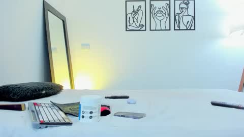 Andrea Cherry online show from 03-16-26, 01:04