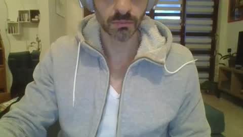 Snapshot of andrea_feetlover chatting on 02-16-26, 06:09 andrea_feetlover online show from 02-16-26, 06:09