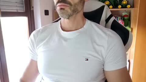 andrea_feetlover online show from 05-09-26, 02:33