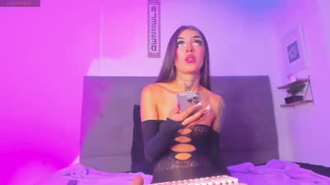 Andrea  online show from 04-26-26, 03:59