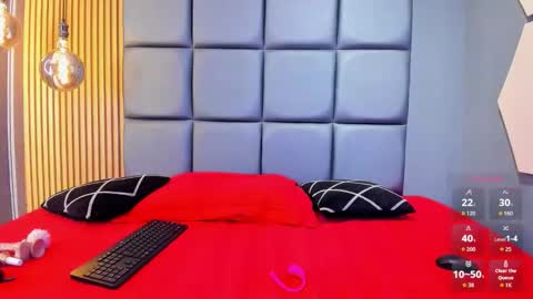  ANDREA  online show from 11-28-25, 01:03