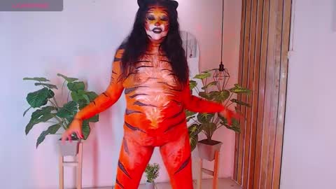 ANDREA  online show from 10-26-25, 03:07