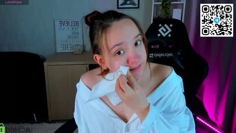 Andrea hereGMT7Mon Tue Wen ThFri Sat Su 0300am-0900am. online show from 04-19-26, 12:54