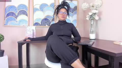 Andrea Zoelins online show from 05-17-26, 02:35