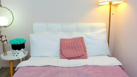 Andrea online show from 04-07-26, 05:19