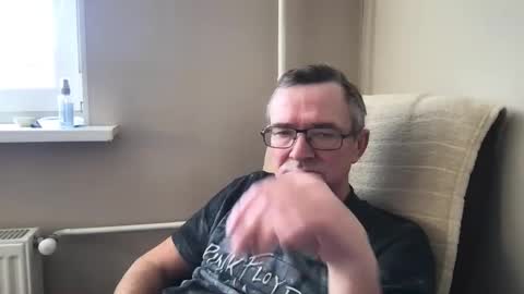 Snapshot of andreass60 chatting on 03-03-25, 08:05 andreass60 online show from 03-03-25, 08:05