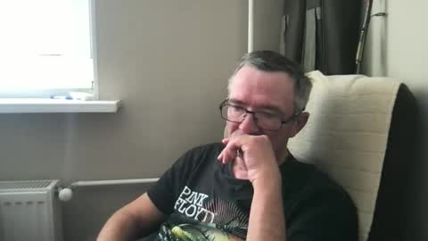 Snapshot of andreass60 chatting on 09-25-25, 08:29 andreass60 online show from 09-25-25, 08:29