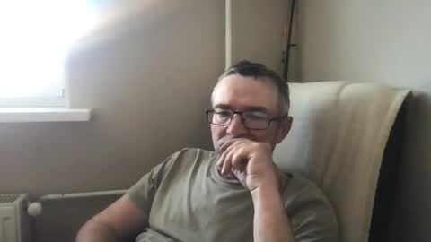 andreass60 online show from 05-17-26, 01:51