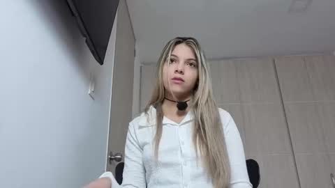 andreau 19 online show from 03-09-26, 01:37