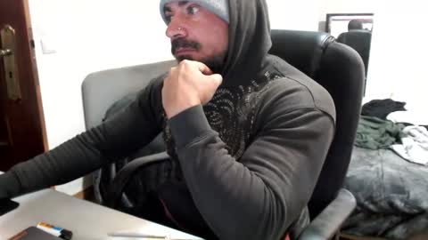 Snapshot of andrecampos87 chatting on 12-17-25, 10:27 Instagram online show from 12-17-25, 10:27