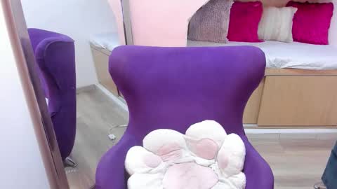 Snapshot of andrecastaneda chatting on 11-05-25, 06:30 Andre Castaneda online show from 11-05-25, 06:30